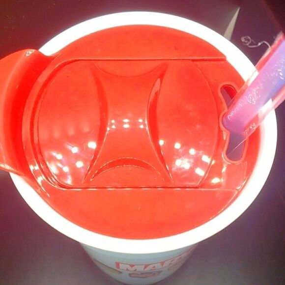 marvel Avengers 24 oz tumbler cup with reusable straw - Picture 3 of 5